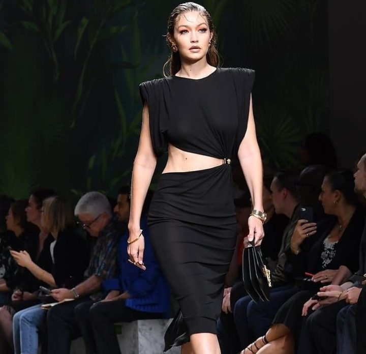 Model walk: Gigi Hadid Catwalk Is a Beauty – GLAMSQUAD MAGAZINE