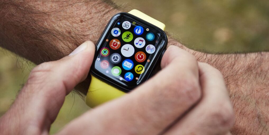 Man Uses Apple Watch to Track Car and Gets Arrested – GLAMSQUAD MAGAZINE