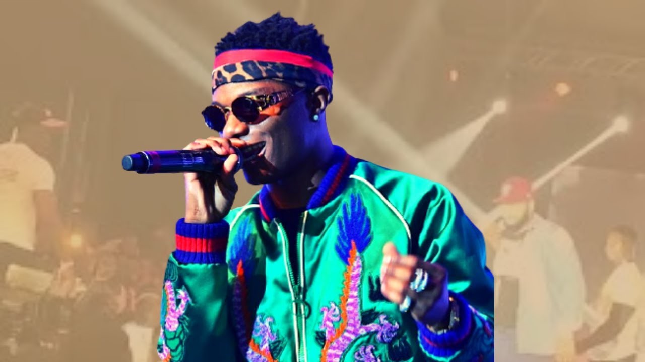 Wizkid’s Superb Stage Performance In Dubai (VIDEO) GLAMSQUAD MAGAZINE