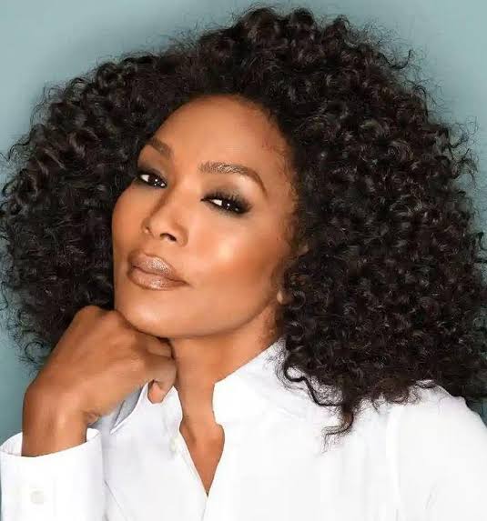 Oscar Nominations 2023 Angela Bassett Makes History With Marvel Nomination In Black Panther