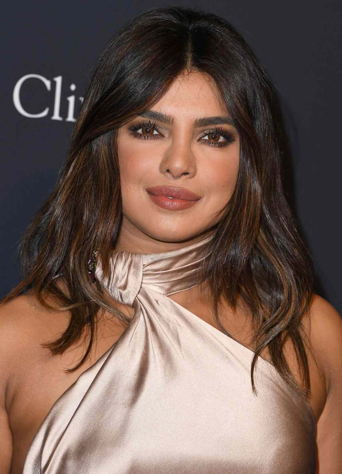 Priyanka Chopra Reveals She Fell Into Depression After Botched Nose Job Glamsquad Magazine 6295