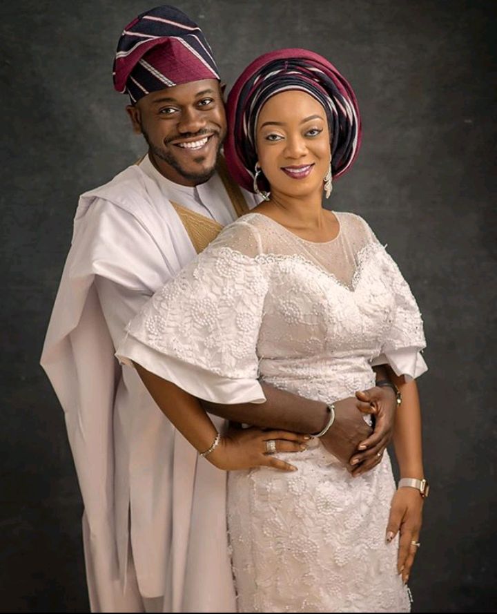 Deyemi Okanlawon and his wife 
