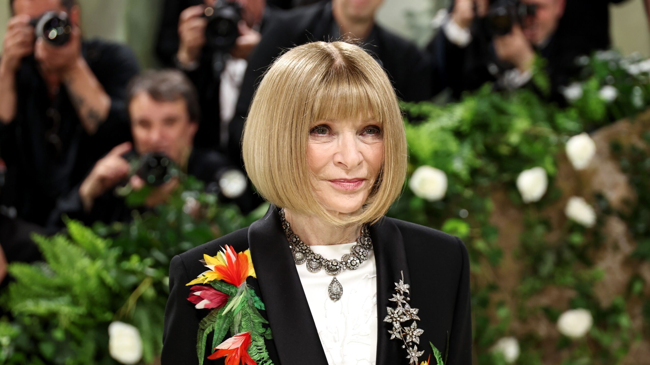 Anna Wintour And Her Role In The Met Gala GLAMSQUAD MAGAZINE